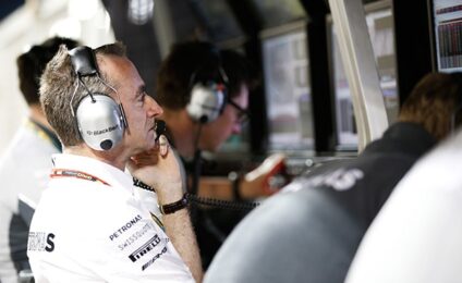 How will Mercedes manage its drivers?
