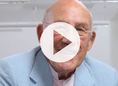Video podcast – Stirling Moss at the Motor Sport office