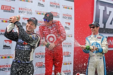 IndyCar championship tightens up