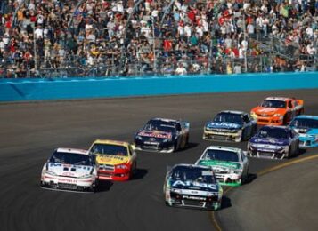 Stewart vs Edwards for NASCAR title