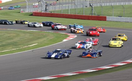 Whyte tops the Super Tourers at Rockingham