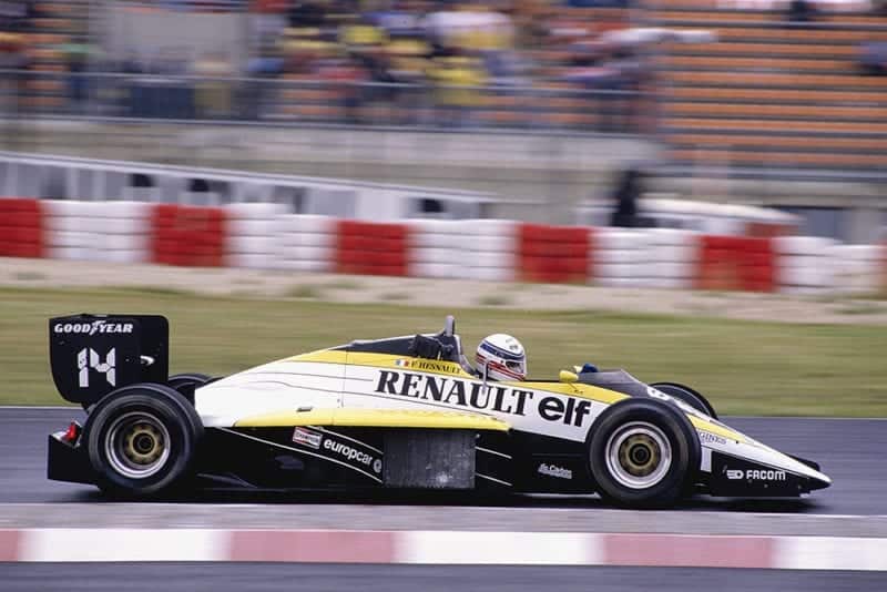 Francois Hesnault driving a Renault RE60.