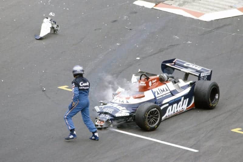 Brian Henton (Toleman TG181-Hart), did not qualify after this accident.
