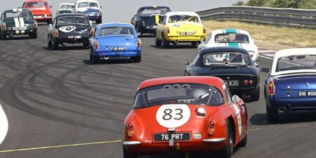 Classic GTs at sand-strewn Zandvoort