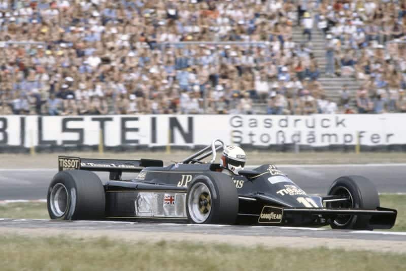 Elio de Angelis in his Lotus 87-Ford Cosworth.