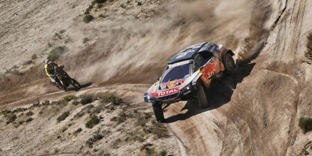Sainz threatened with legal action after Dakar run-in