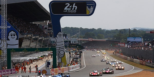 Le Mans changes start line position