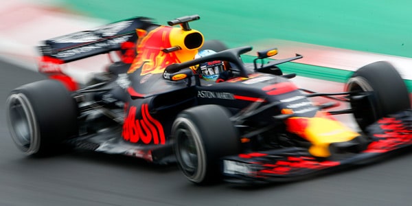 Ricciardo fastest on opening day of testing