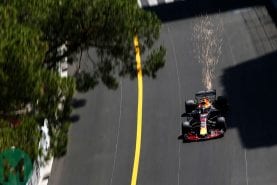 2018 Monaco F1 Grand Prix: Ricciardo beats Vettel to pole