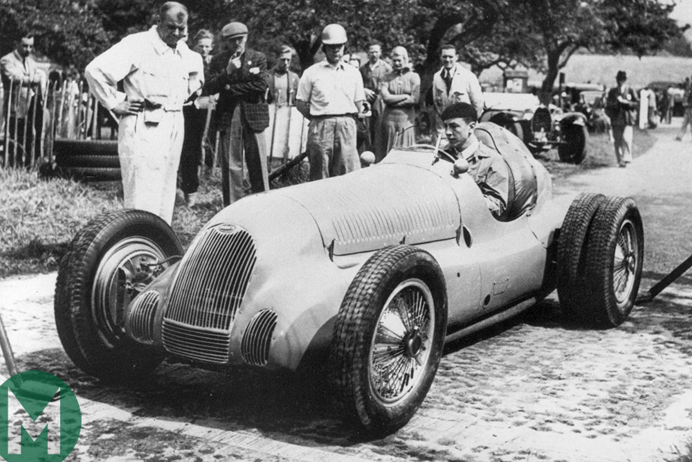 Jean-Pierre Wimille at the 1939 Prescott hill climb in his Works 59/50B Bugatti