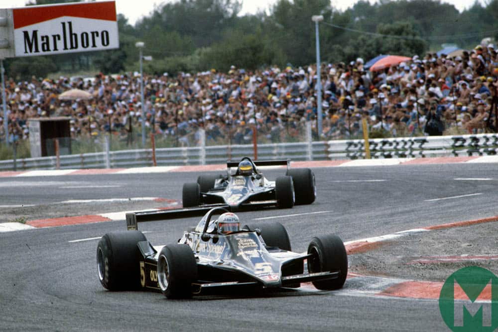 Mario Andretti leads a Lotus 1-2 at the 1979 French Grand Prix