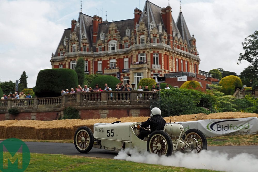 The quiet, quirky magnificence of Dr Robert Dyke's  White Whistling steam car
