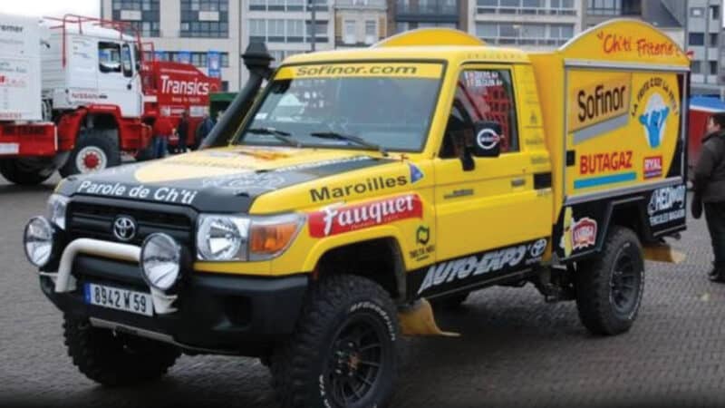 Dakar Toyota Landcruiser chip van