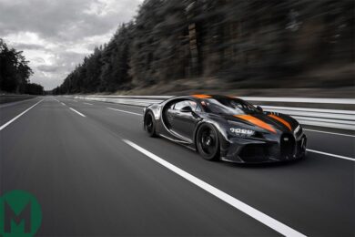 Video: Bugatti Chiron breaks 300mph barrier