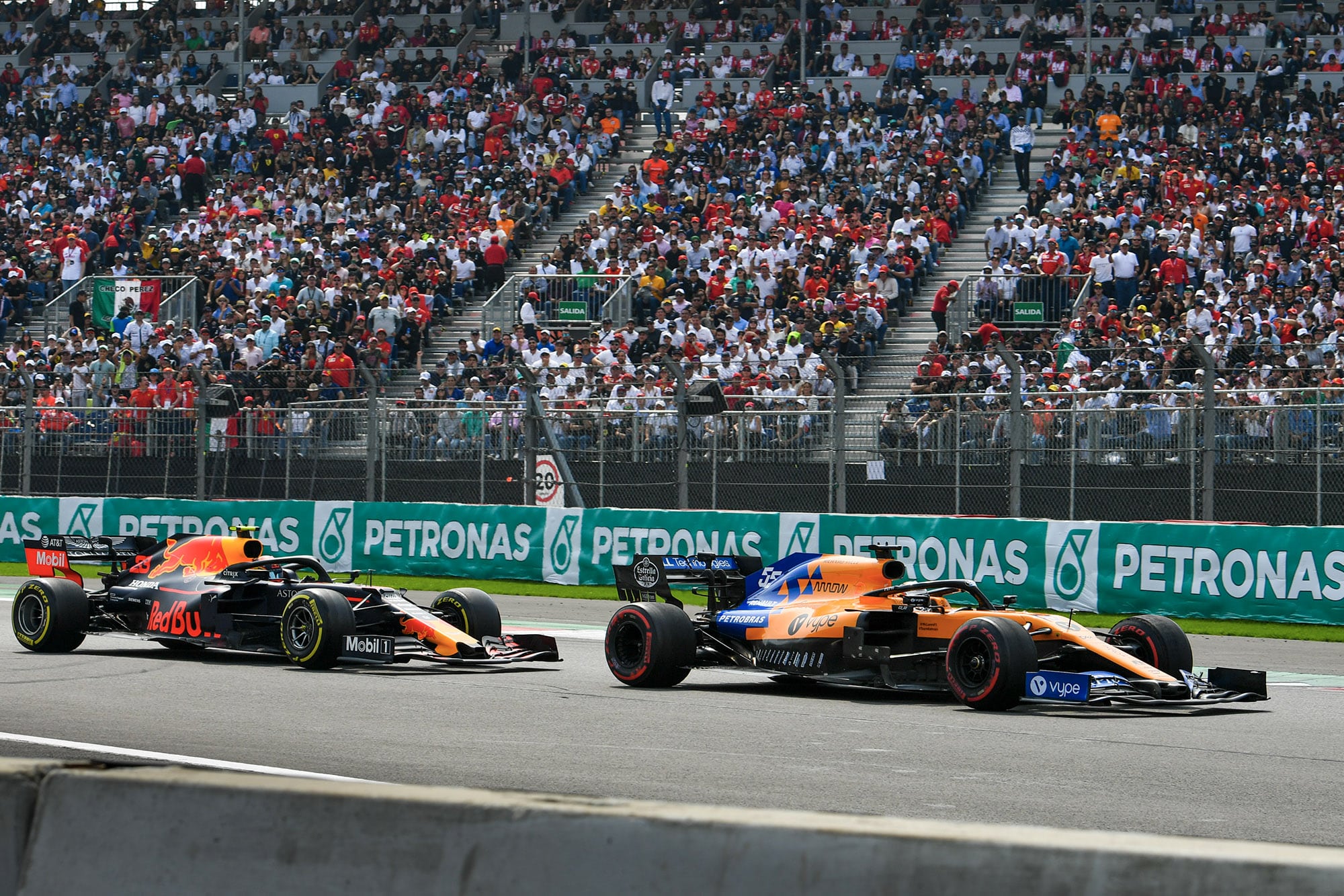Alex Albon follows Carlos Sainz at the 2019 F1 Mexican Grand Prix