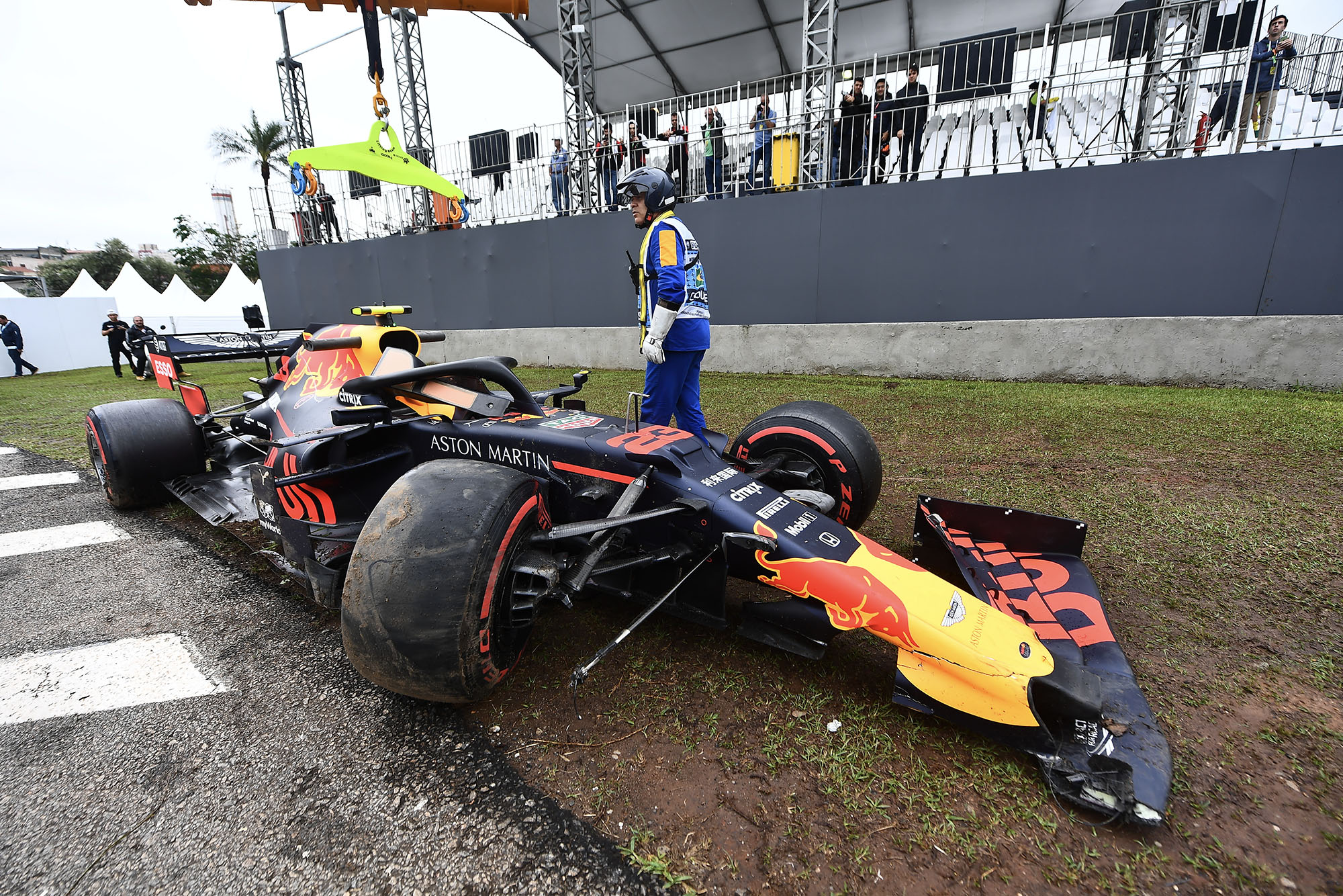 Alexander Albon's crashed car during Friday practice for the 2019 F1 Brazilian Grand Prix