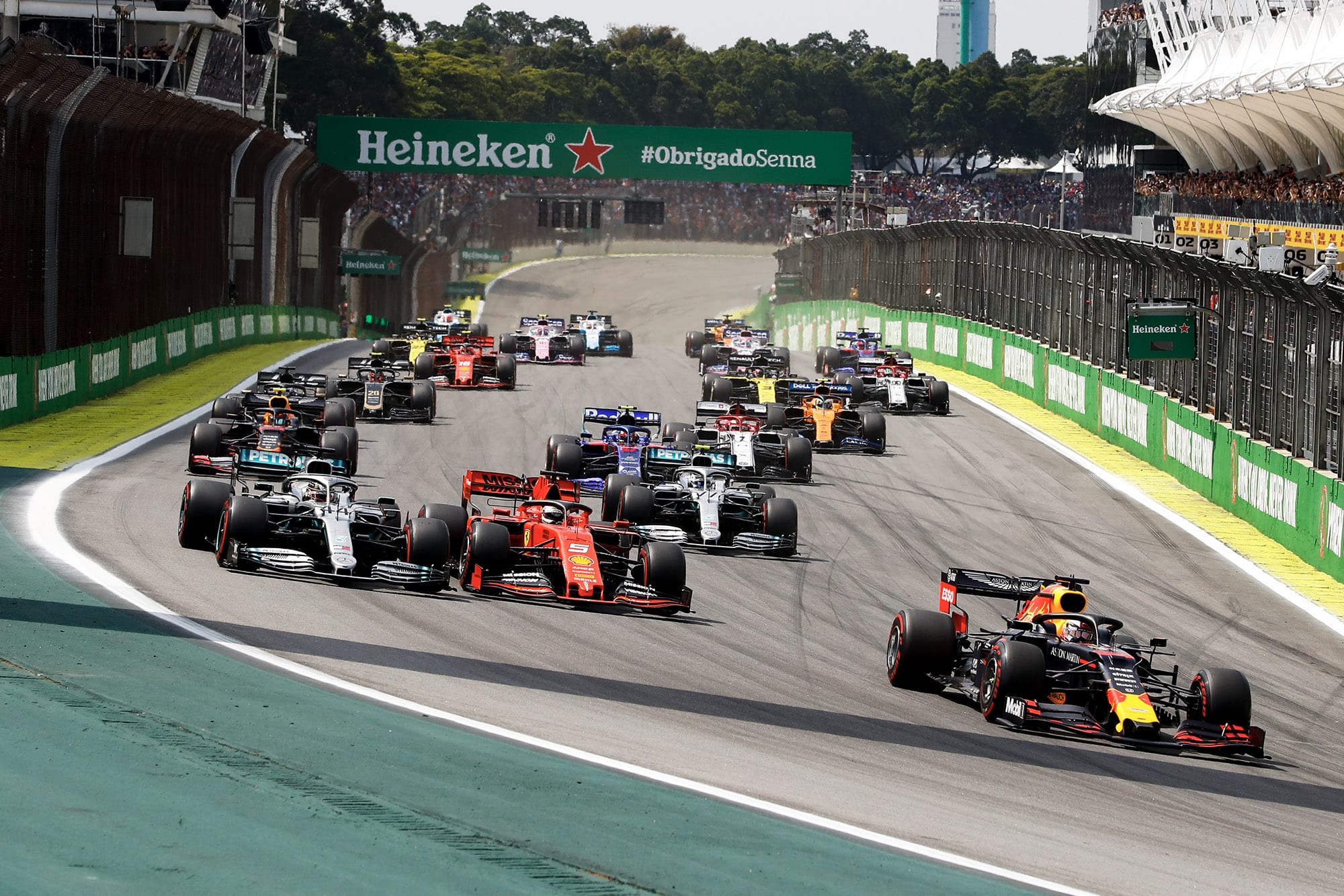 Thrilling finale at Interlagos 2019 F1 Brazilian Grand Prix race