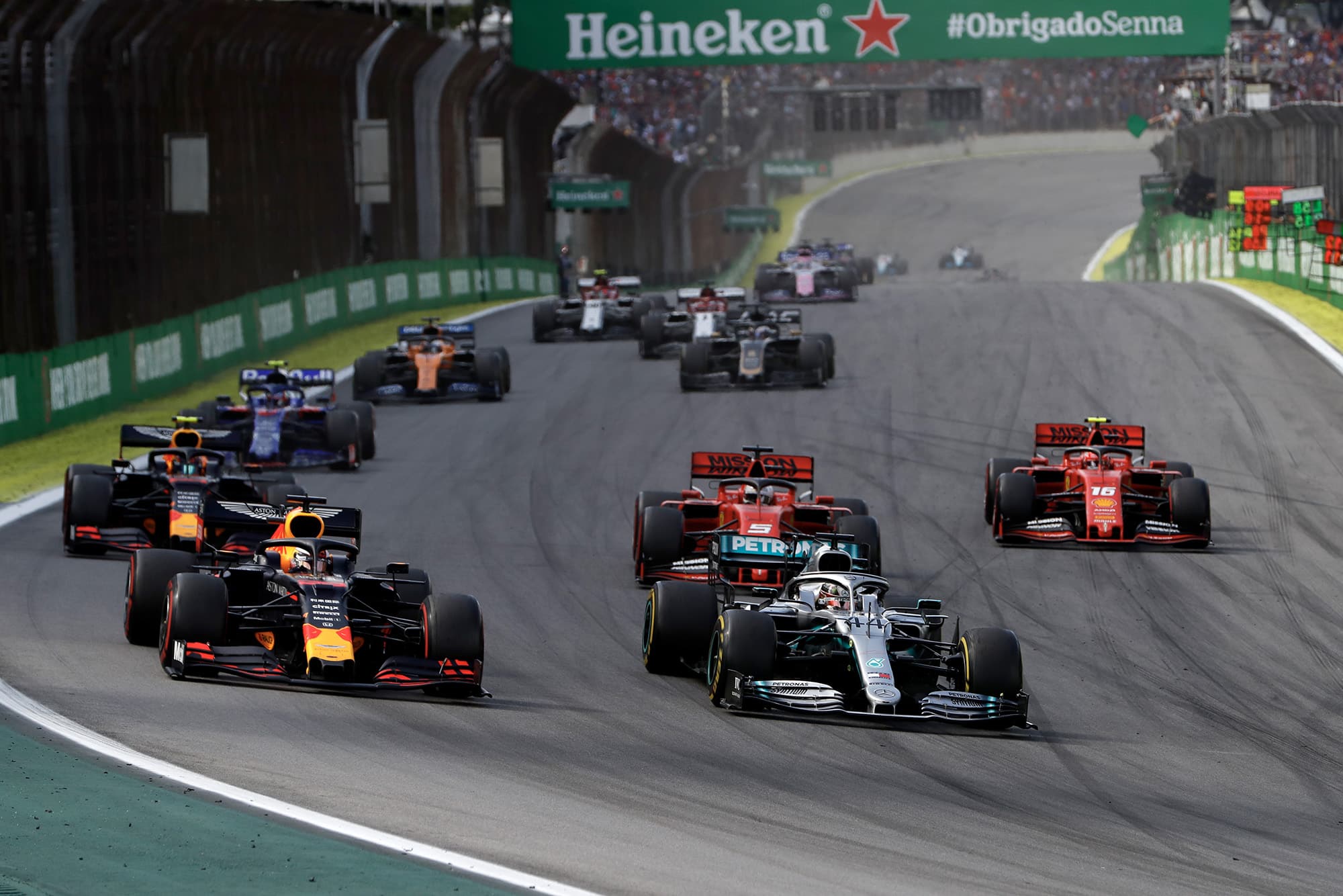 Verstappen ahead at the second restart in the 2019 F1 Brazilian Grand Prix