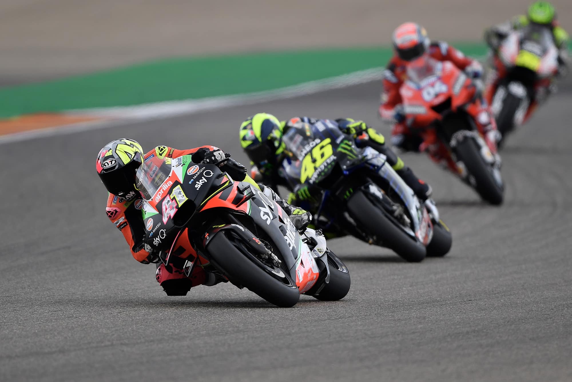 Espargaró leads Rossi, Dovizioso and Crutchlow at Aragon