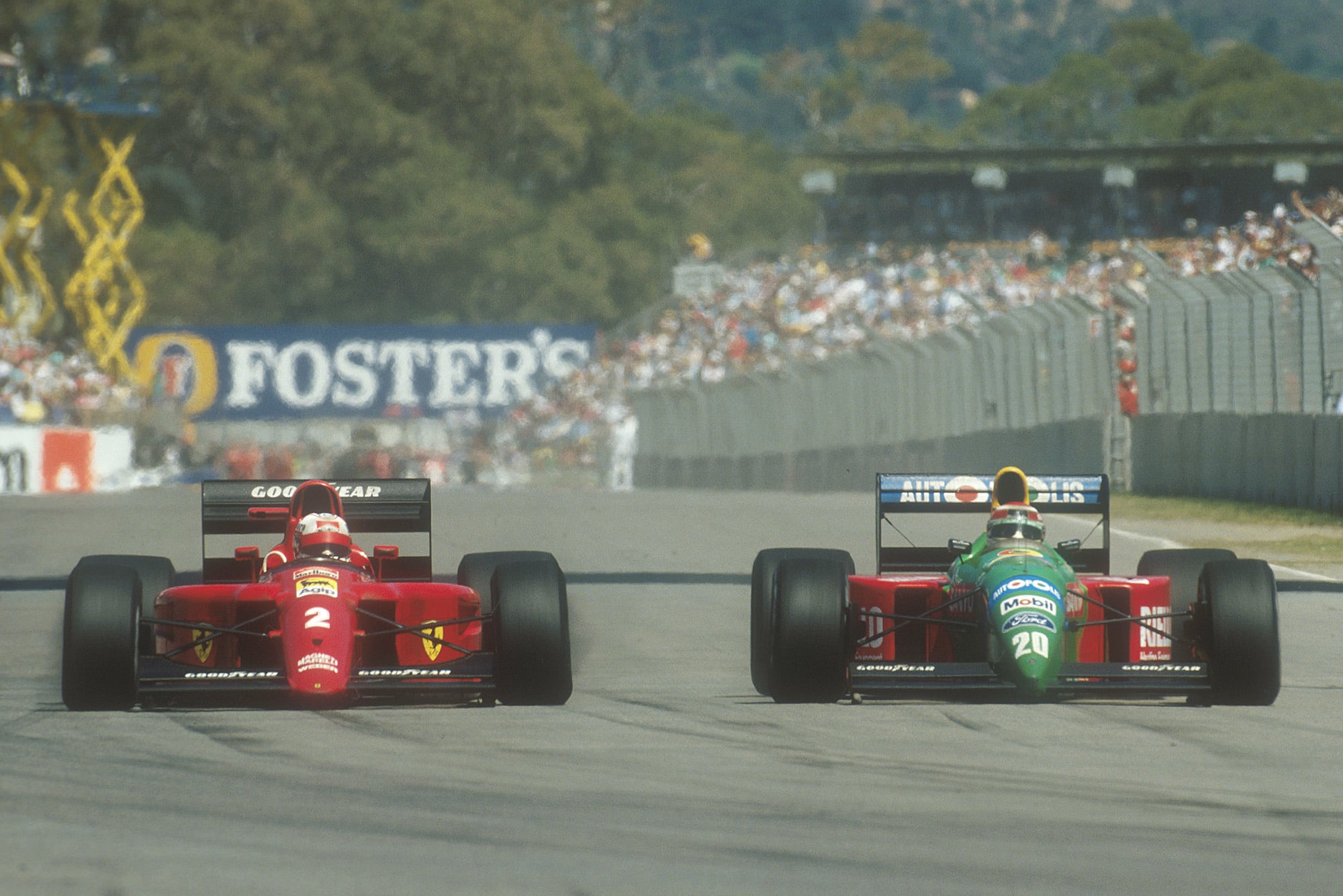 Nigel Mansell and Nelson Piquet battling at Adelaide during the 1990 Australian Grand Prix