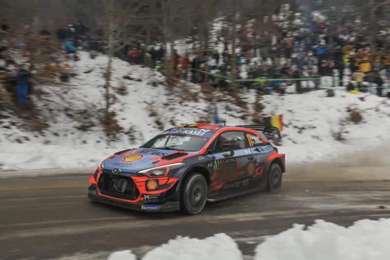 Thierry Neuville drives through the slush on Saturday of the 2020 Monte Carlo Rally
