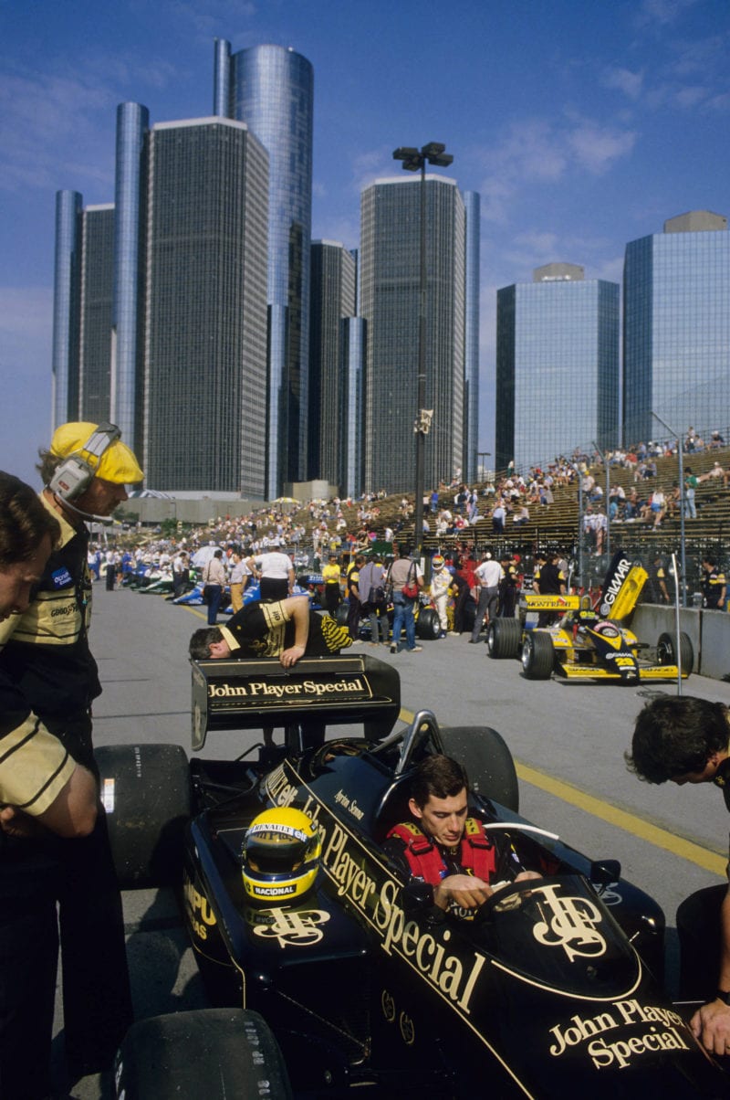 Ayrton-Senna-ahead-of-the-1985-Detroit-Grand-Prix