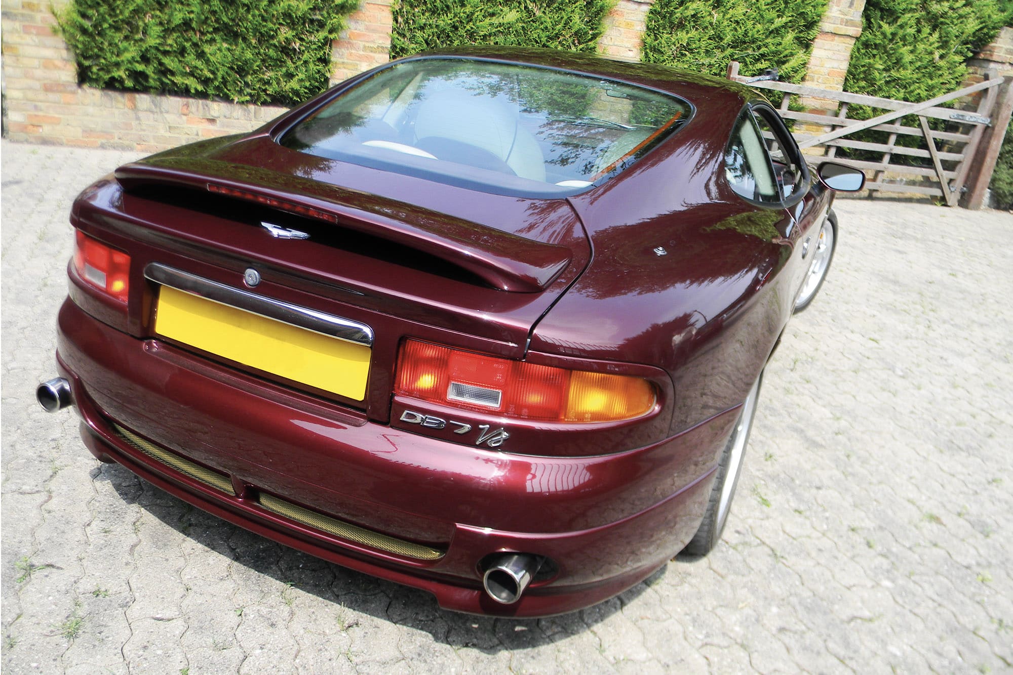 Aston Martin DB7 rear