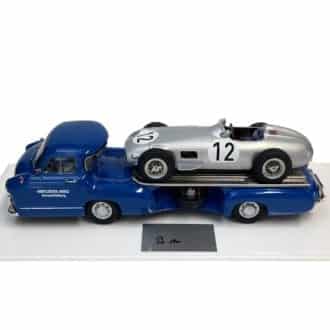 Product image for Stirling Moss - Mercedes W196 + Renntransporter - 1955  | model | signed Stirling Moss | 1:18 scale