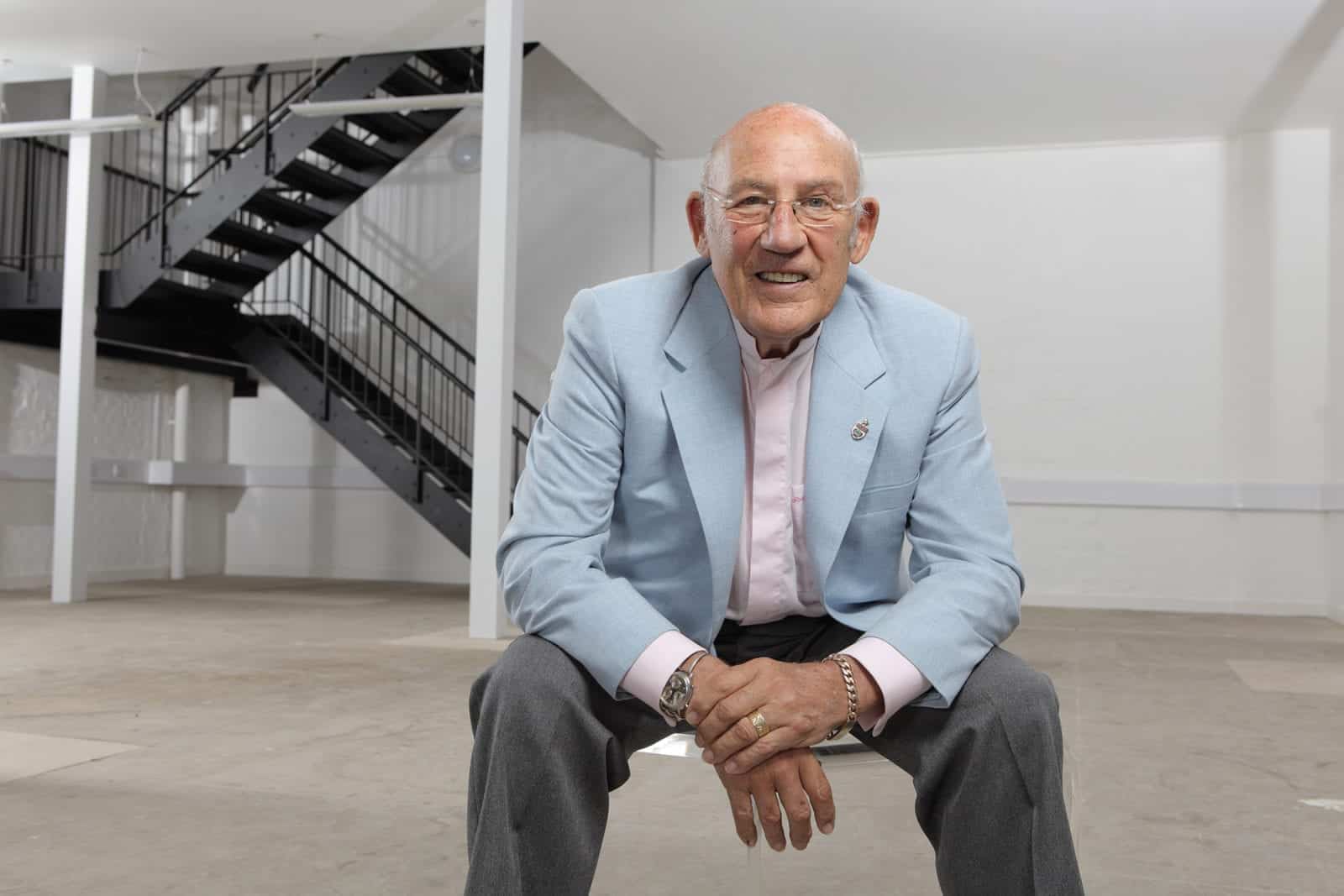 Stirling Moss at the Motor Sport offices in 2009