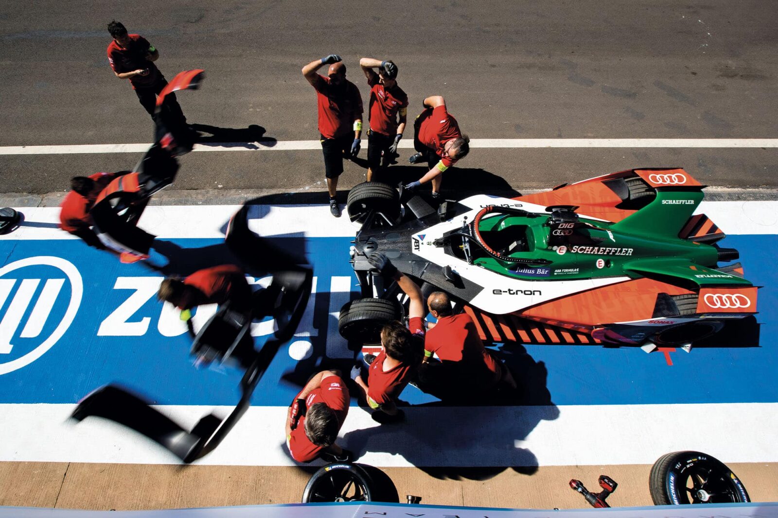 Audi Formula E team change the nose of the car