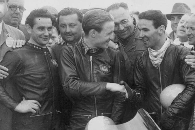 Carlo Ubbiali with Rupert Hollaus at the 1954 TT