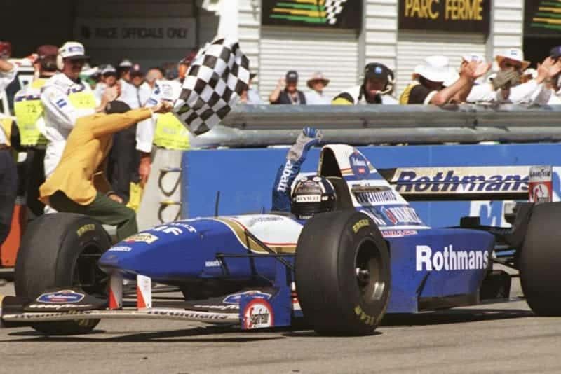 Damon Hill crosses the line to win the 1995 Australian Grand Prix