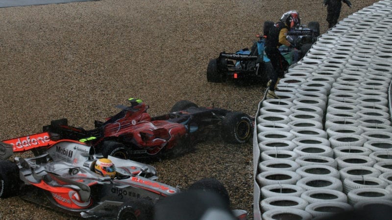 Lewis Hamilton and Scott Speed's cars among those crashed out of the 2007 European F1 Grand Prix at the Nurburgring