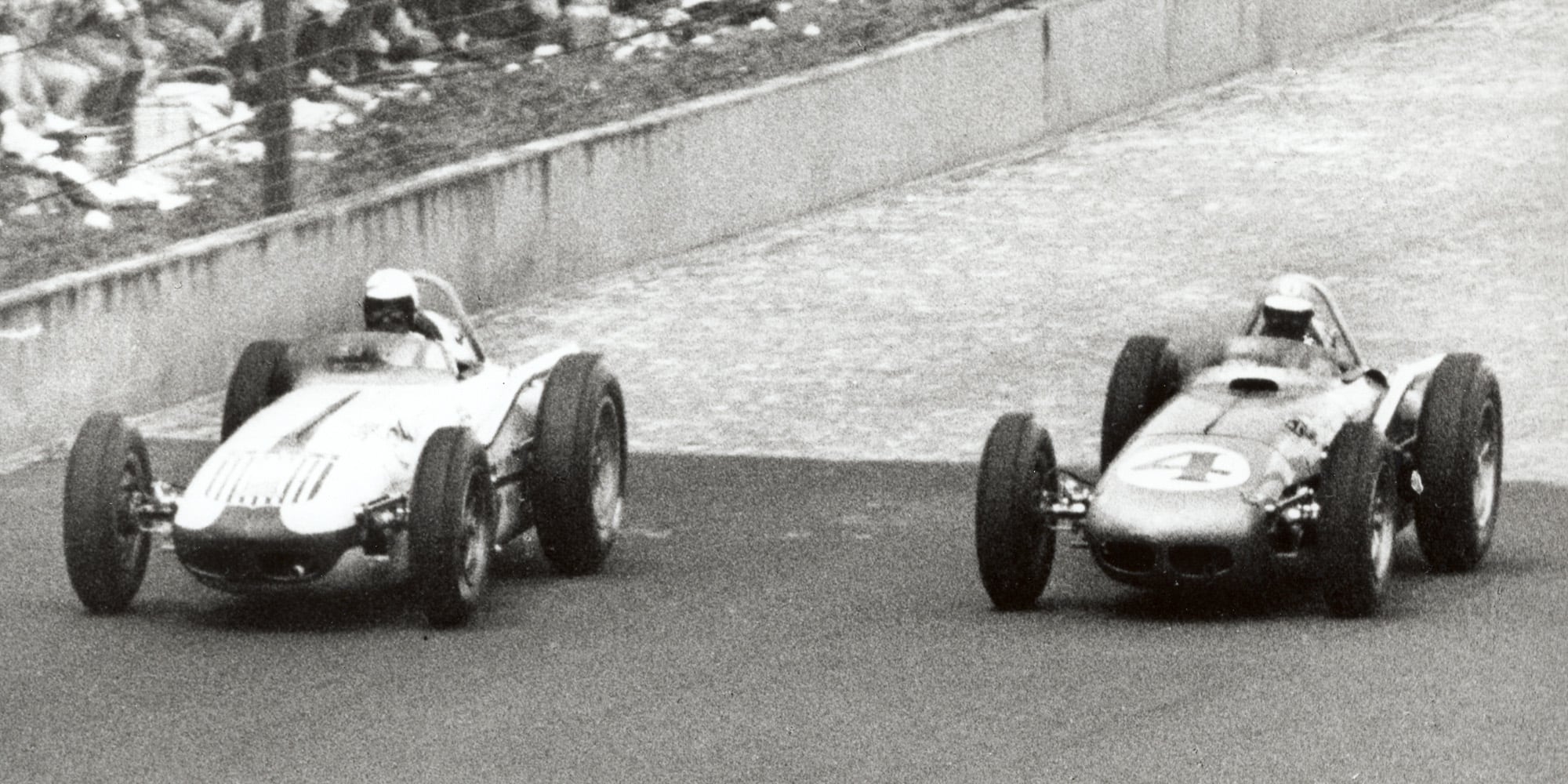 Jim Rathmann and Rodger Ward almost side by side during the 1960 Indy 500