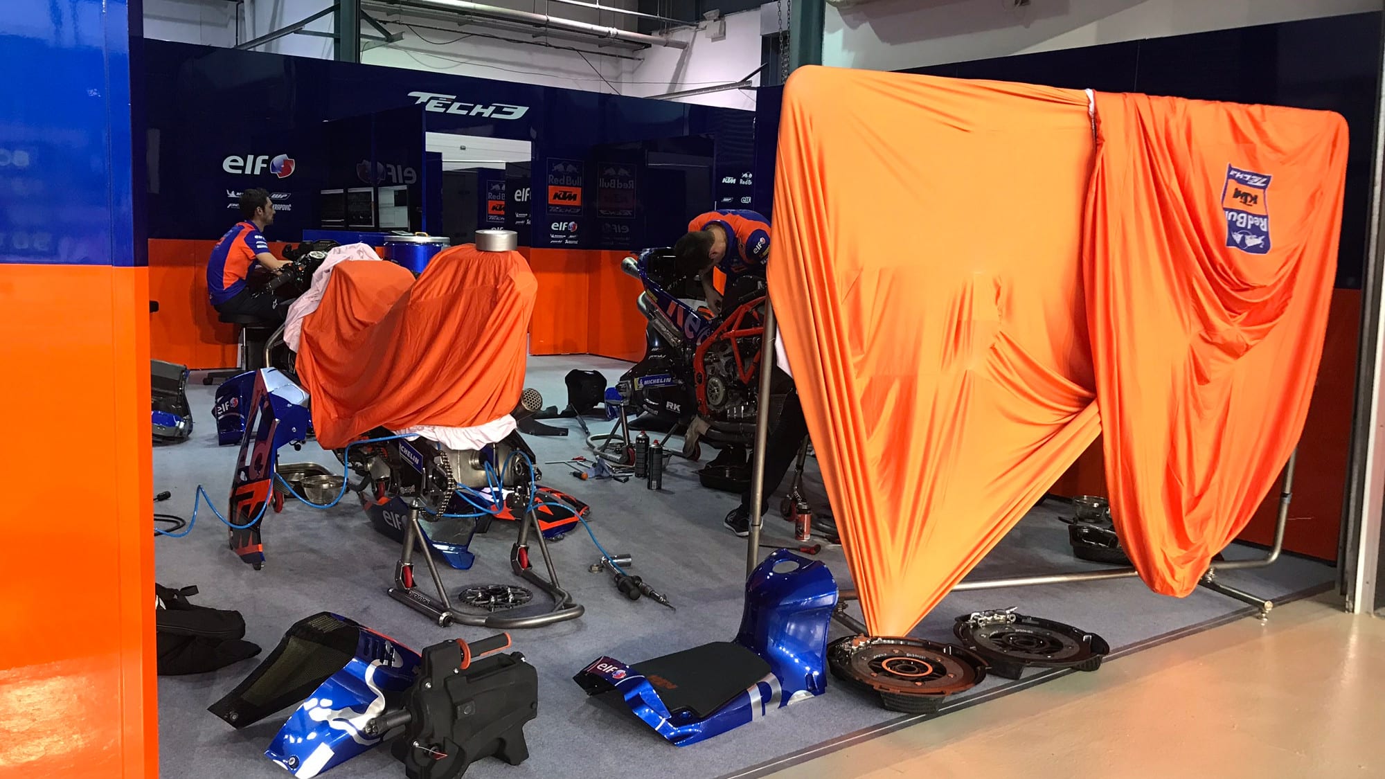 KTM Tech 3 Garage