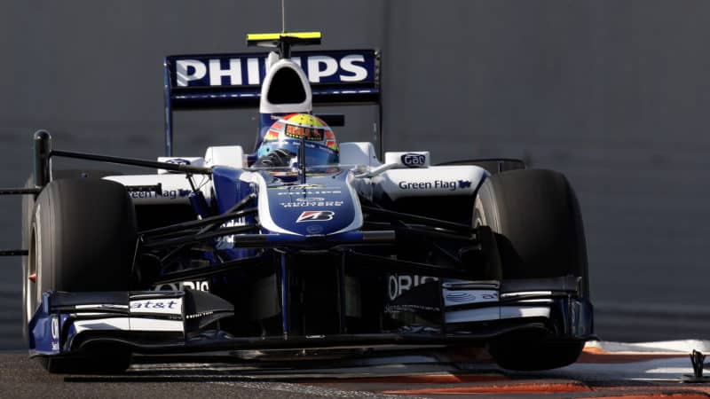 Pastor Maldonado in a Williams during the 2010 Abu Dhabi rookie test