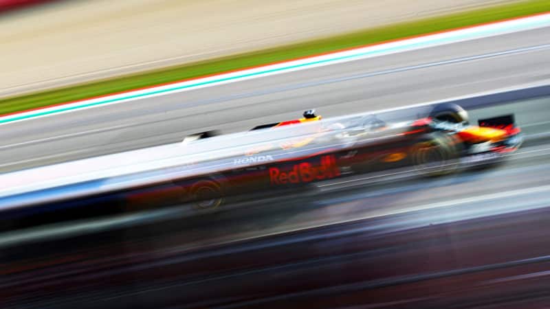 Blurred picture of Max Verstappen at Imola during qualifying for the 2020 f1 emilia Romagna Grand prix