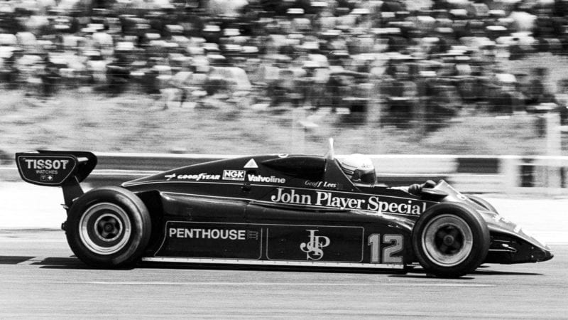Geoff Lees in the JPS Lotus 91 at the French Grand Prix