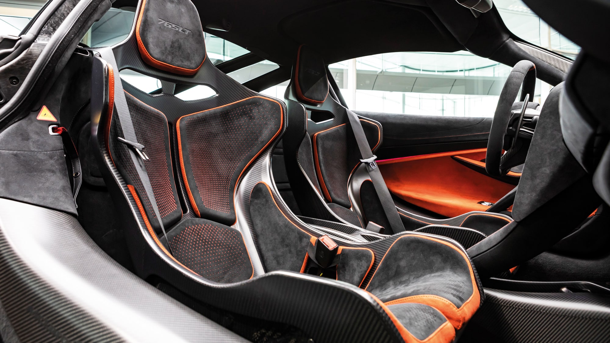 McLaren 765LT interior and seats