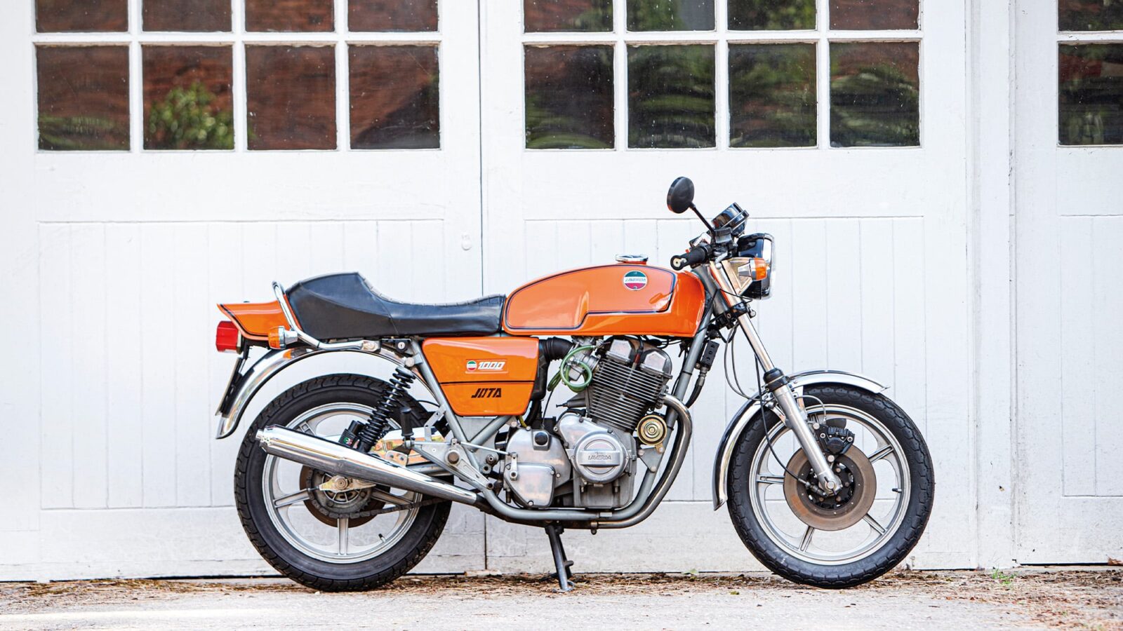 Side view of a 1981 Laverda Jota 180 motorbike