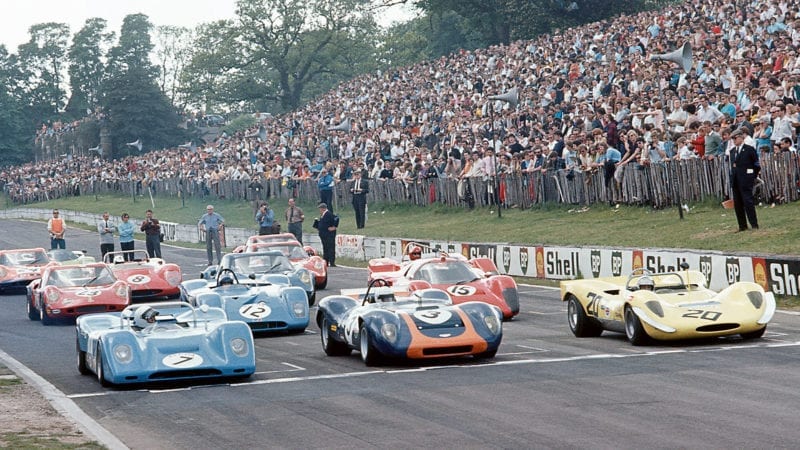 Start of the RAC Sports car championship race at Brands Hatch in 1970