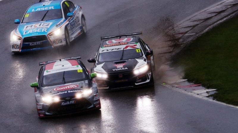 Tom Ingram leads Dan Cammish and Ash Sutton at Brands Hatch in the 2020 BTCC