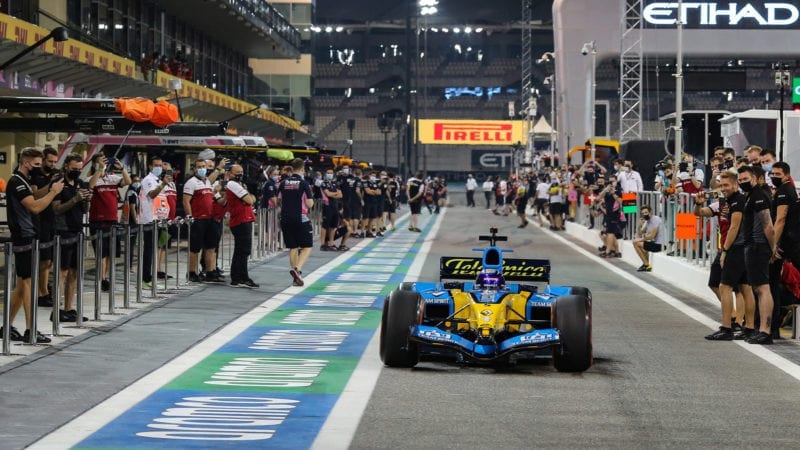 Fernando Alonso drives the Renault R25 down the Abu Dhabi pitlane in 2020