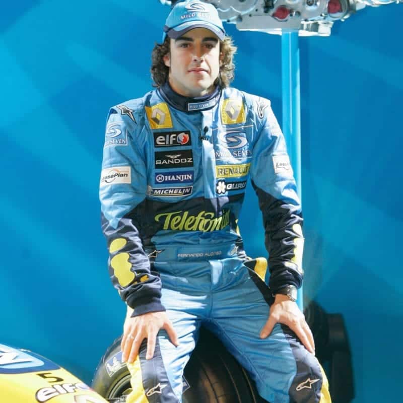 Fernando-Alonso-with-his-2005-Renault-R25
