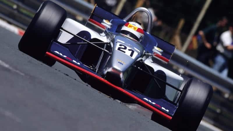 Tom Kristensen racing in F3000 in 1997Tom Kristensen racing in F3000 in 1997