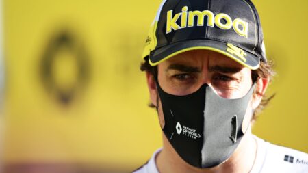 Alonso undergoes successful surgery on fractured jaw
