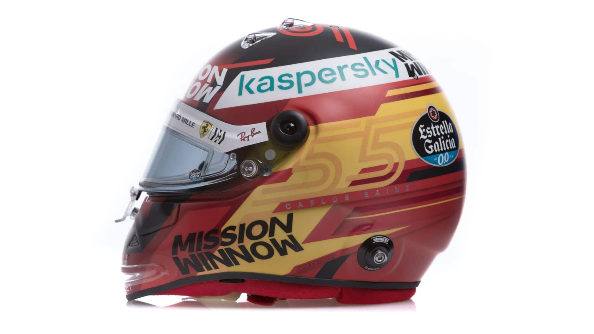 Carlos Sainz 2021 F1 helmet