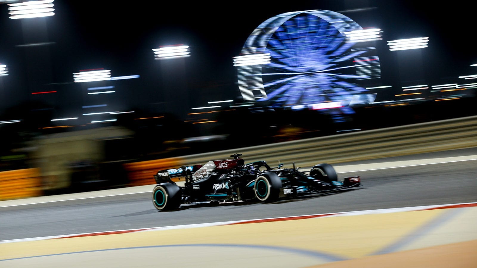 Lewis Hamilton in the 2021 Bahrain Grand Prix