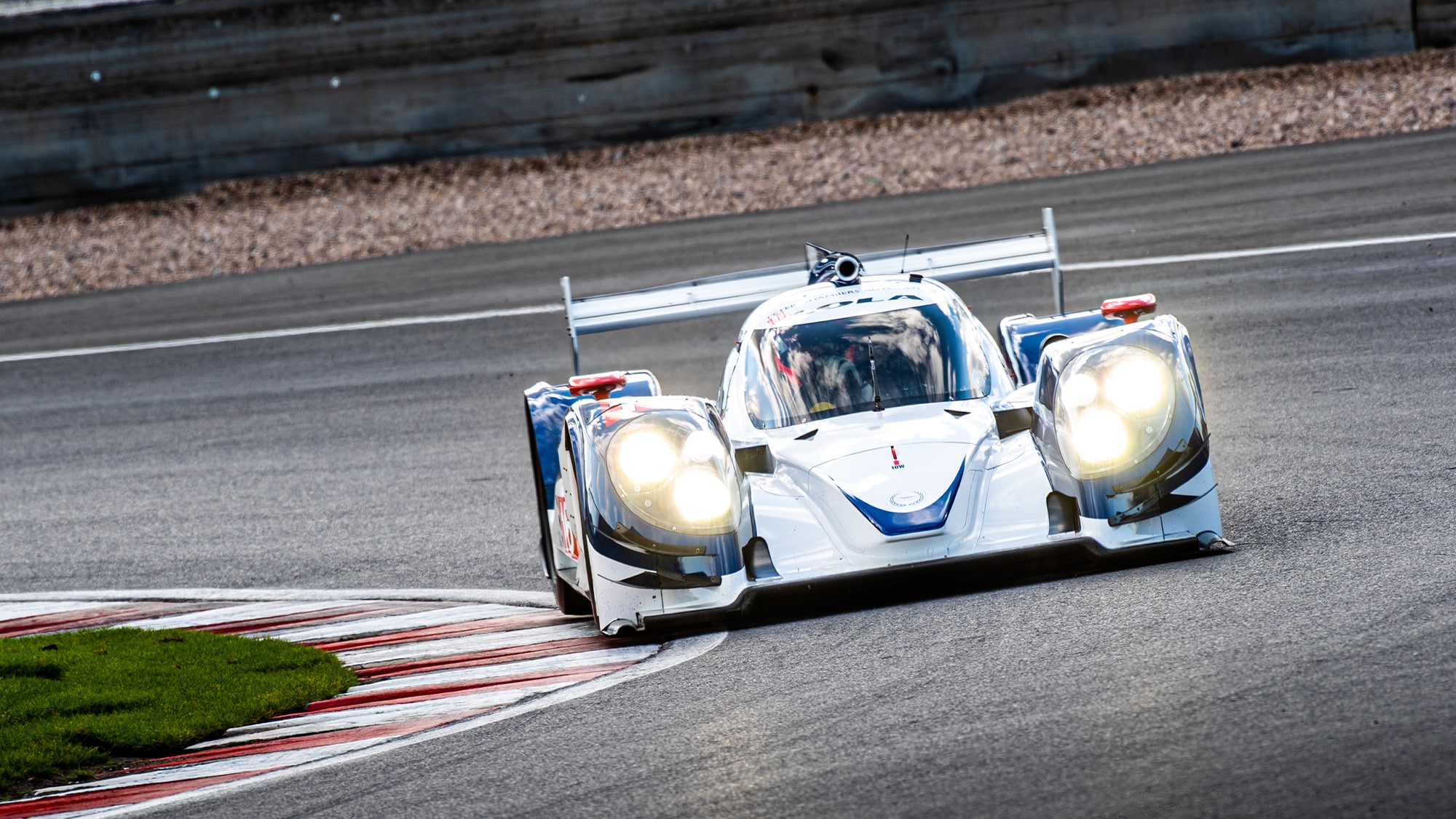 Lola Judd B12 LMP1 on track