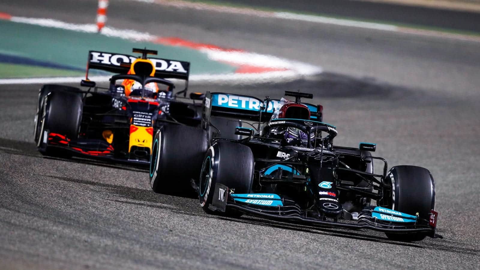 Max Verstappen follows Lewis Hamilton in the 2021 Bahrain Grand Prix